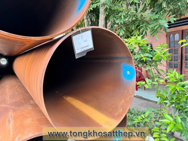 ong-thep-han-d711_2 Ống thép hàn DN700 - D711 hình ảnh thực tế tại kho | tongkhosatthep.vn