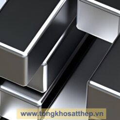 Cận cảnh inox vuông đặc SUS304